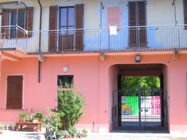 Le Petit Fleur Hotel Bareggio Exterior photo